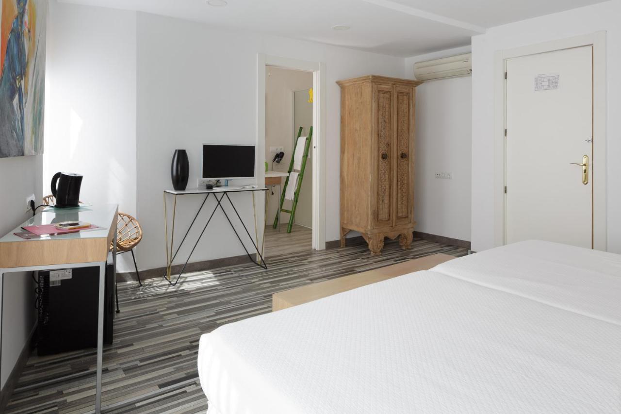 Hotel Alamo Alicante Luaran gambar